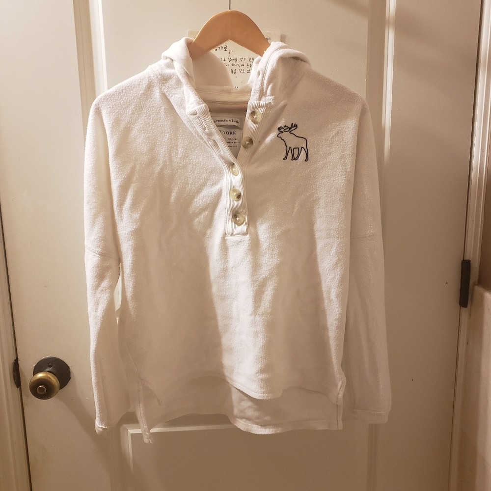 A&F white hoodie